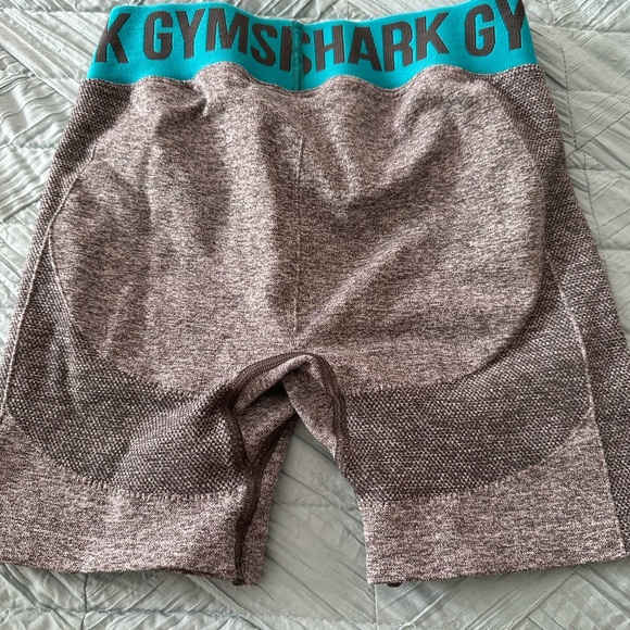 Gymshark grey shorts size XS - Picture 2 of 3
